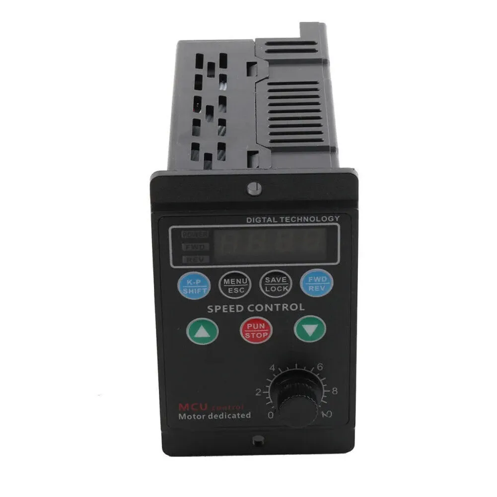 1HP Single To 3 Phase Inverter 750W Built-in Communication Port Energy-saving Design Variable Frequency Drive For Electric Motor