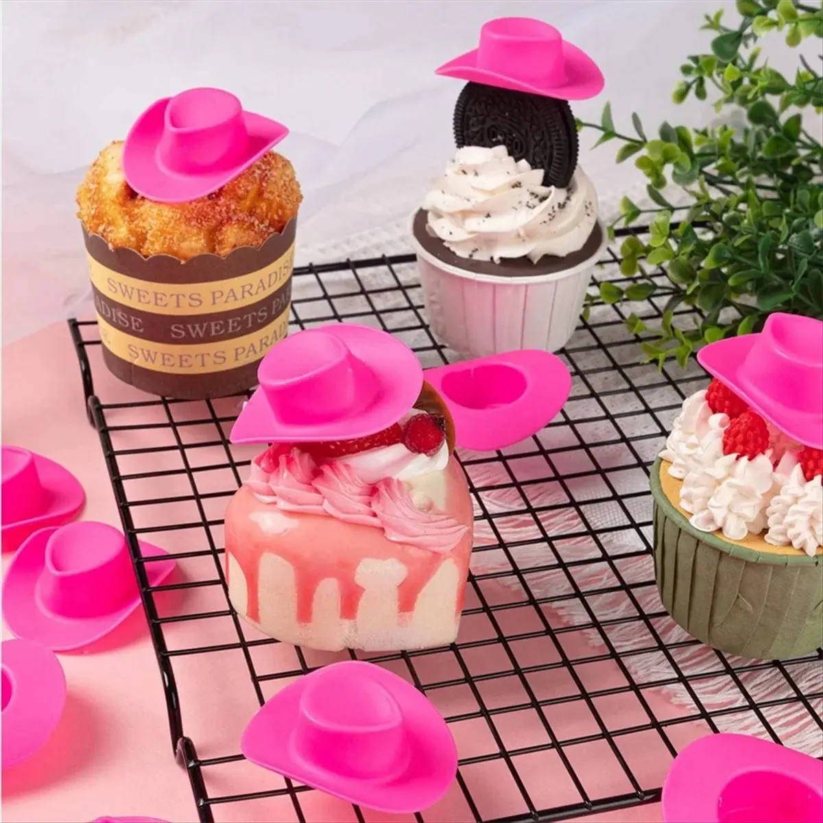 MALL 30Pcs Mini Western Cowboy Cowgirl Hat,Miniature Cute Doll Hat Party Dress,Pretend Play Dollhouse Decoration Accessories