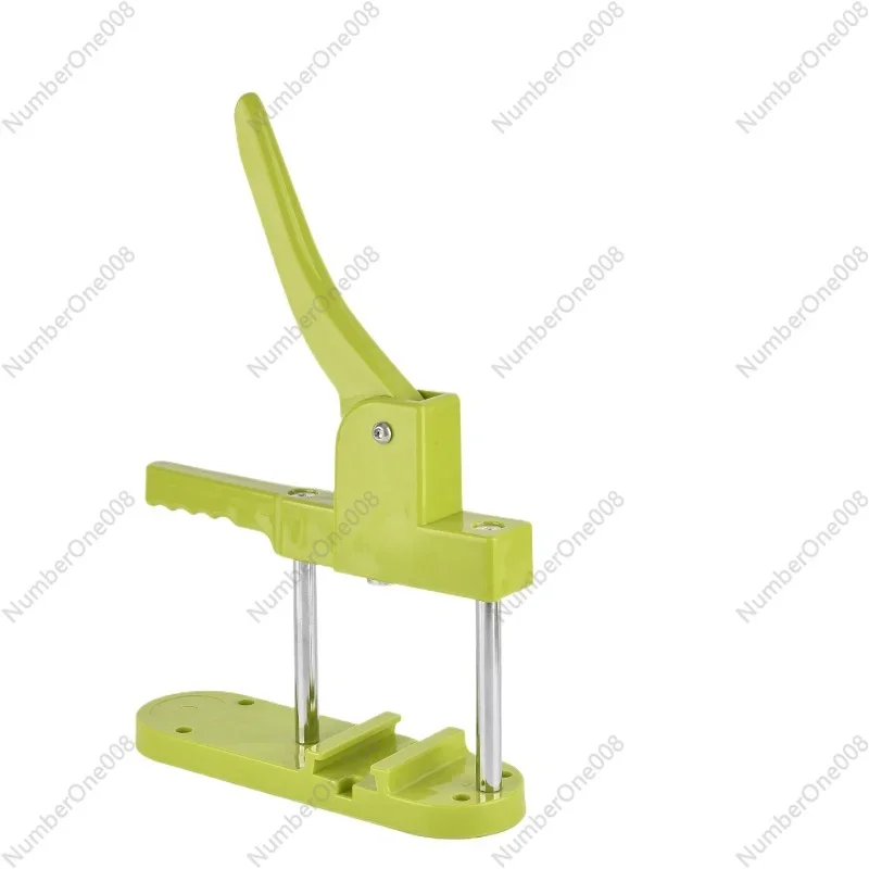 

Green Plastic No. 5 Badge Machine Badge Making Machine