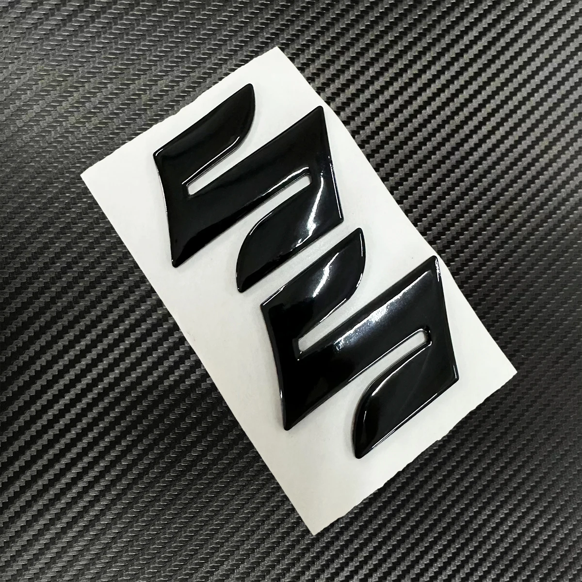 ملصقات سوزوكي ثلاثية الأبعاد لخزان الدراجة النارية شعار ذهبي 2 قطعة شعار لـ Gsxr 1000 600 750 Gsxs 600 750 1000 Sv 650 600 Gsf Gsr