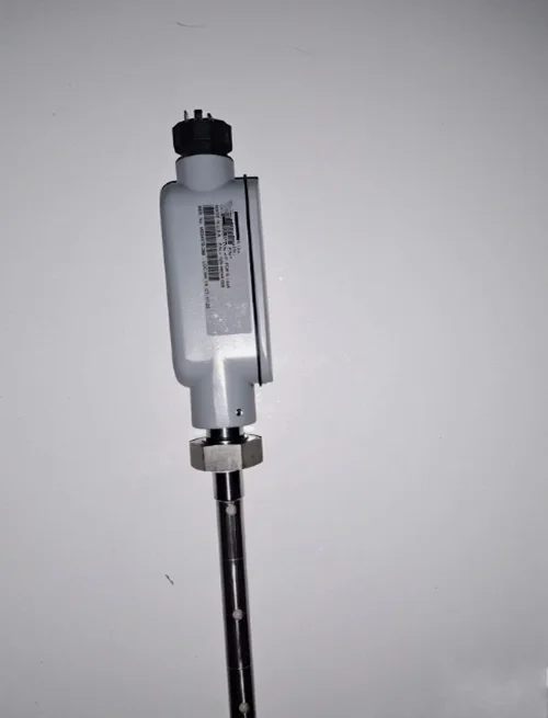 

High Quality High Quality Original Liquid Level Switch 025W50490-006 Fast Shipping Via FedEx Or DHL Express