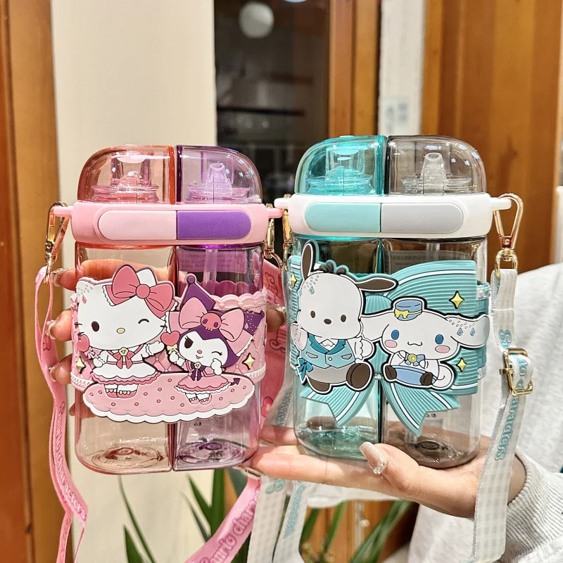 

Hot Sanrio Girl Double Compartment Cup Hello Kitty Kawaii Anime Cute Simple and Convenient Cute and Fun Large Capacity New Style