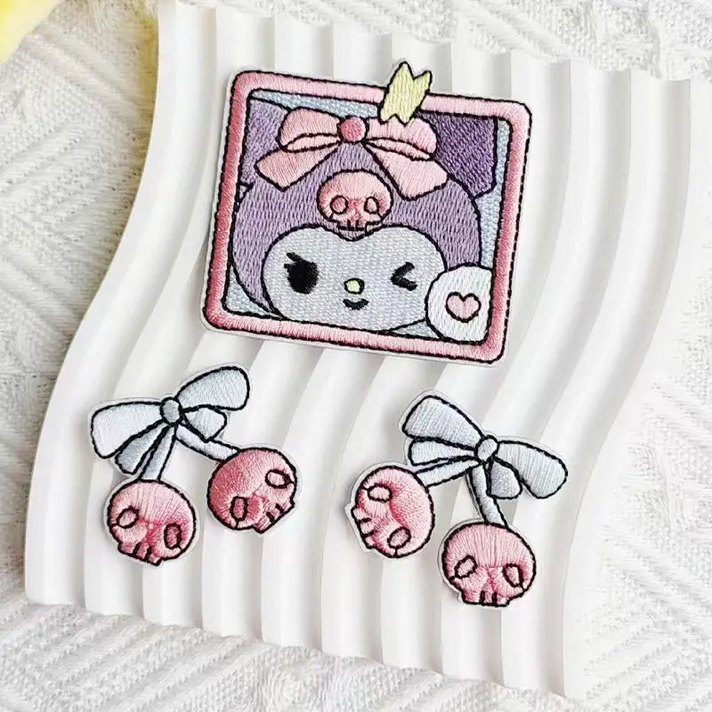 Sanrio Kuromi My melody embroidered cloth patch clothing patch hole repair subsidy DIY clothing bag decoration self-adhesive