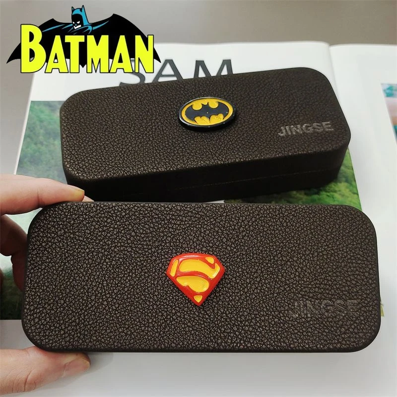 

Batman Anime Glasses Box Fashion Pu Leather Men Women Travel Sunglasses Storage Box Portable Cartoon Student Eyeglasses Case