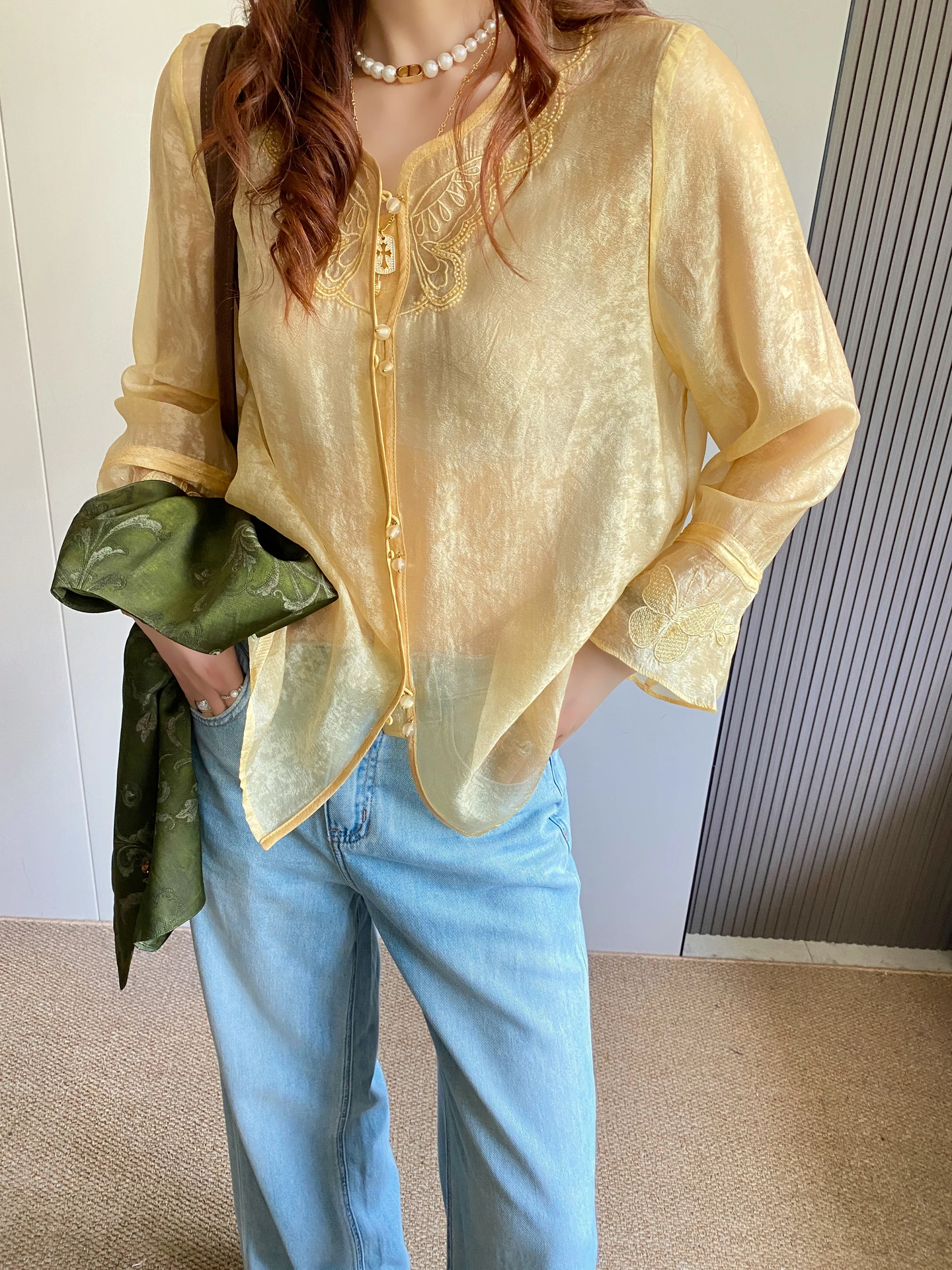 

Elegant Embroidery Silk Shirt Women's Loose Long Sleeve Spring Summer New Style Chinese Nationality Fashion Top