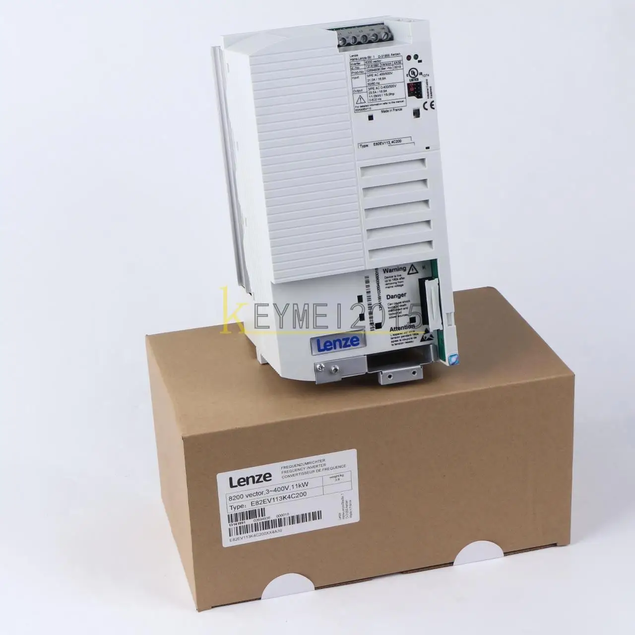 ONE New LENZE INVERTER E82EV113K4C200 E82EV113-4C200