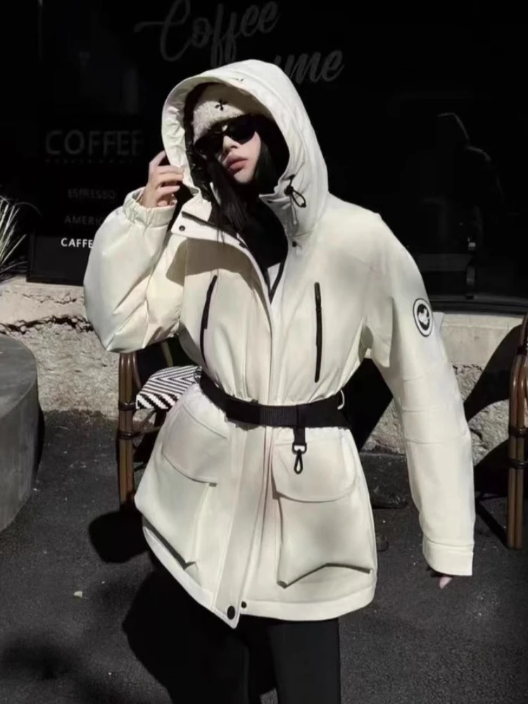 벨트가있는 패션 후드 패딩 자켓 여성 풀 슬리브 다운 코트 2025 가을 겨울 레이디 Thickend 따뜻한 스키 자켓