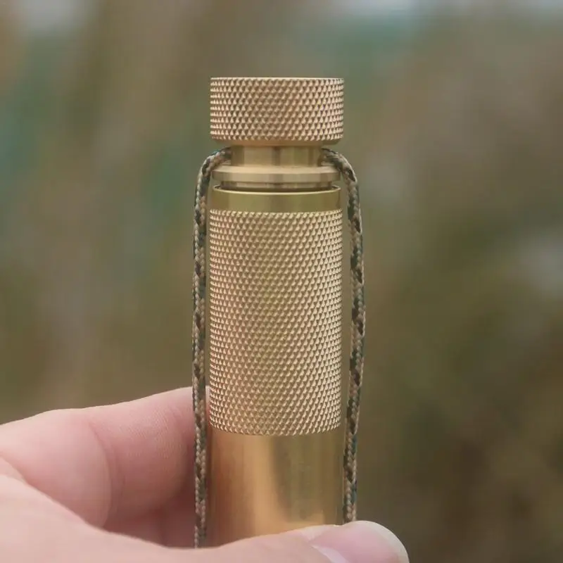 Boîte de rangement en métal avec boussole intégrée pour pilules et cure-dents, étui extérieur en laiton, porte-clés