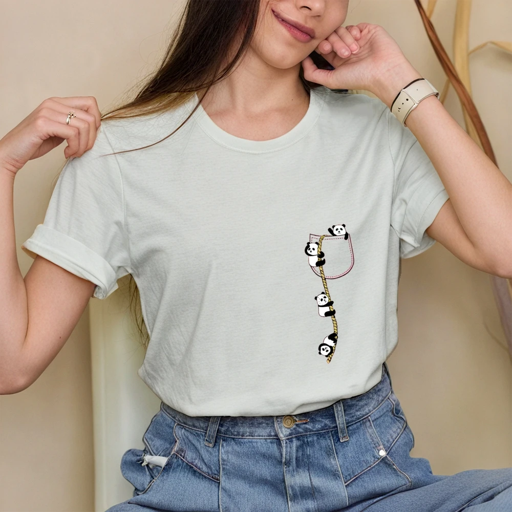 Camiseta de gran tamaño con estampado de cuerda de escalada de Panda Y2k para mujer, Camiseta de algodón, ropa de calle, Top gráfico juguetón, estilo Animal bonito de verano
