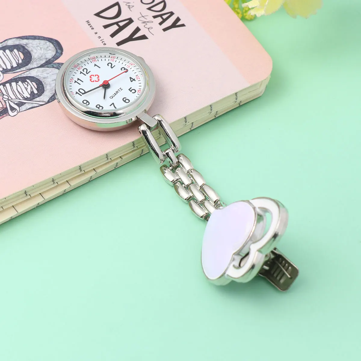 

Nurse Pocket Watch Heart Shaped Decorate Fashion Hanging Creative White Women's