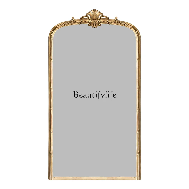 

*European retro carved fitting mirror