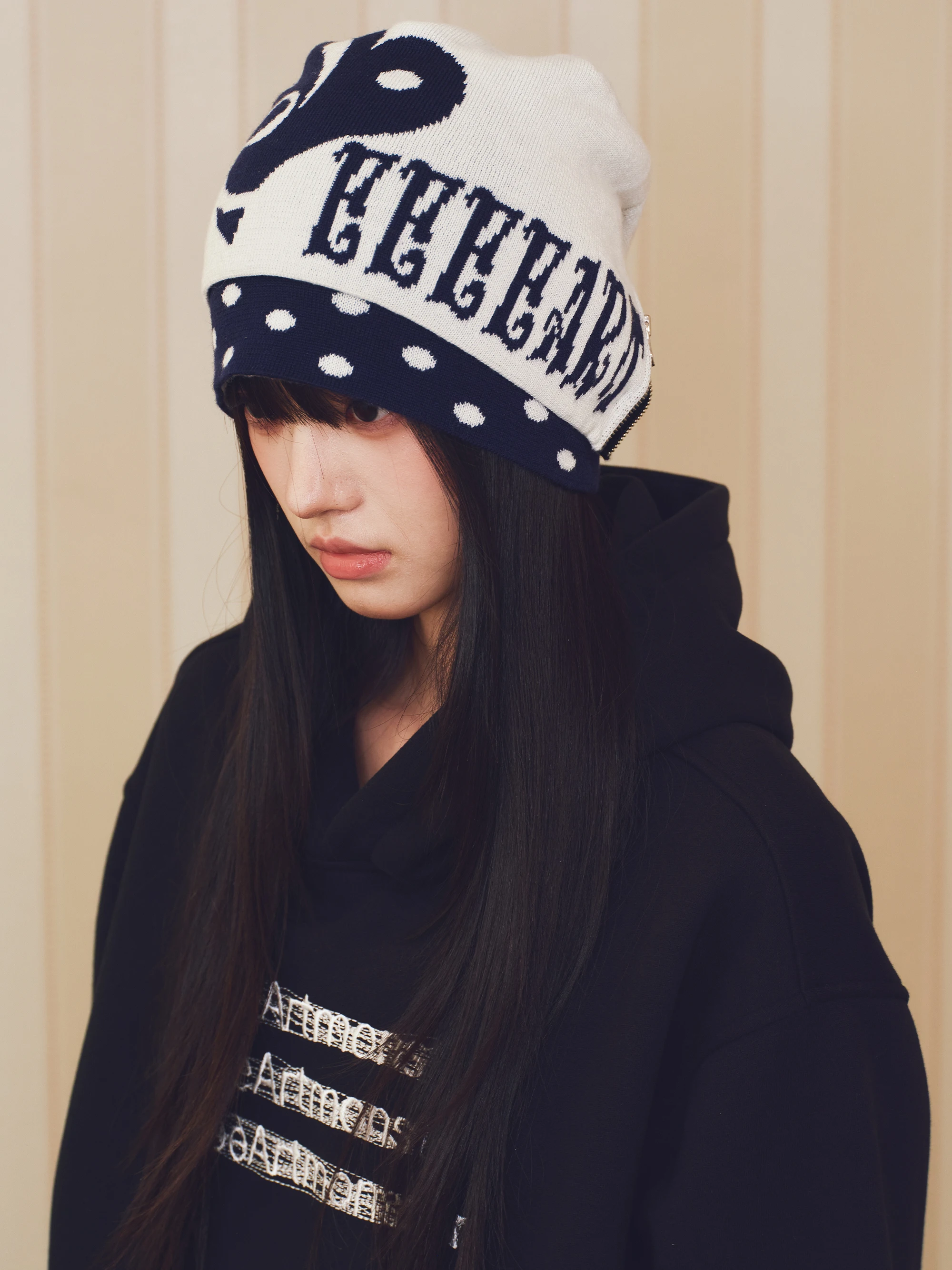 Double Layer Knitted Hat with Zipper Polka Dot Heart Pattern Eeearonster 