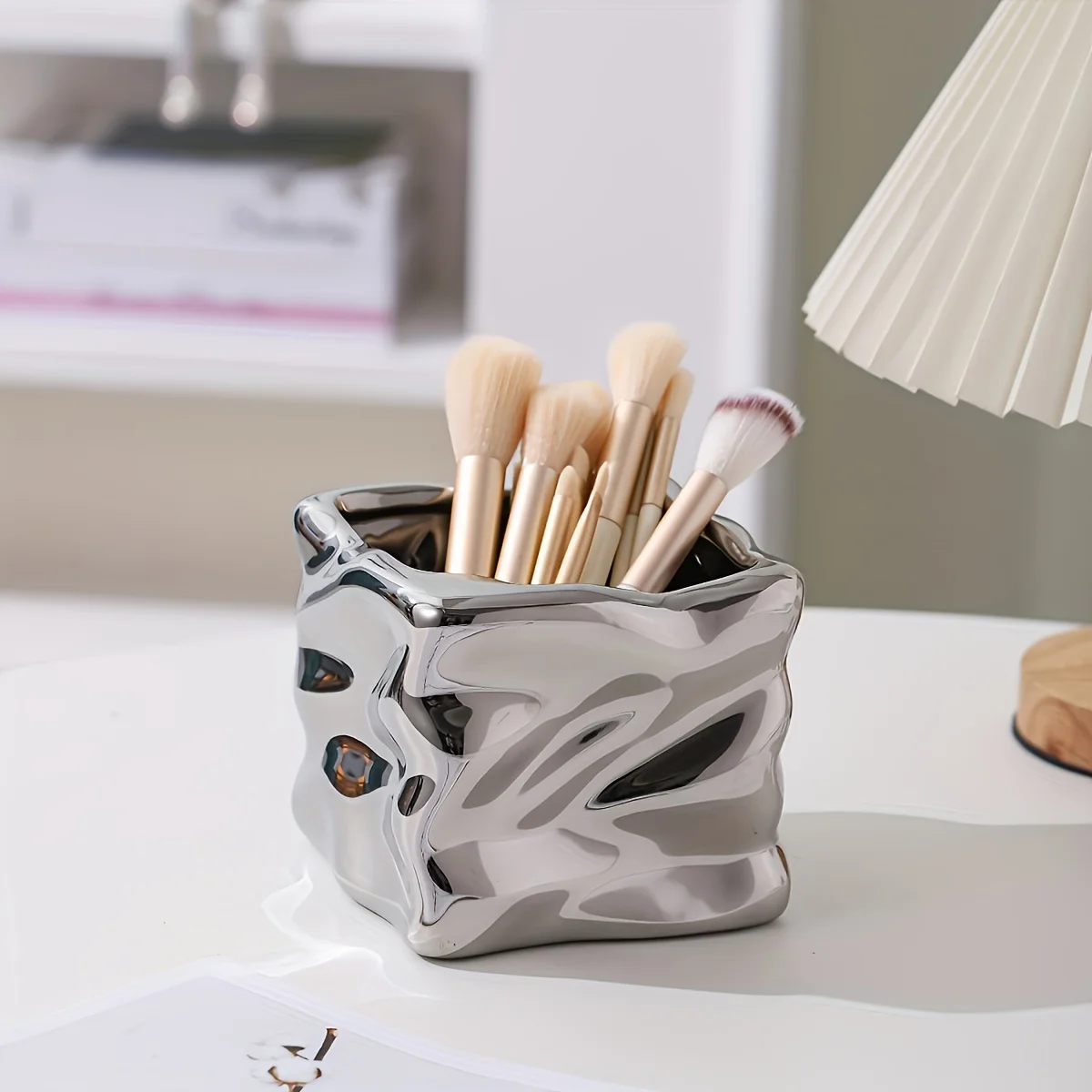 Ceramic Makeup Brush Organizer Vanity Wavy Desktop Storage Container Minimalist Aesthetic Office & Makeup Dual-Use Storage Jars