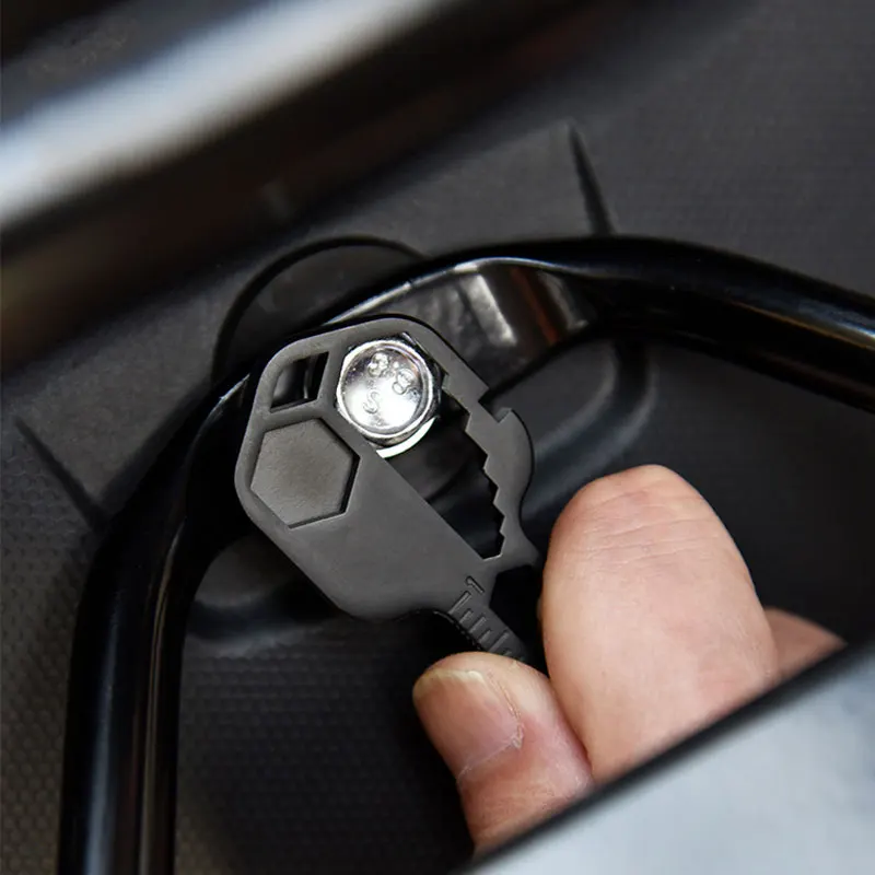 High-quality Outdoor Camping Multi-function Tool Keychain Card Portable Key Buckle EDC Gadget Gift for Men