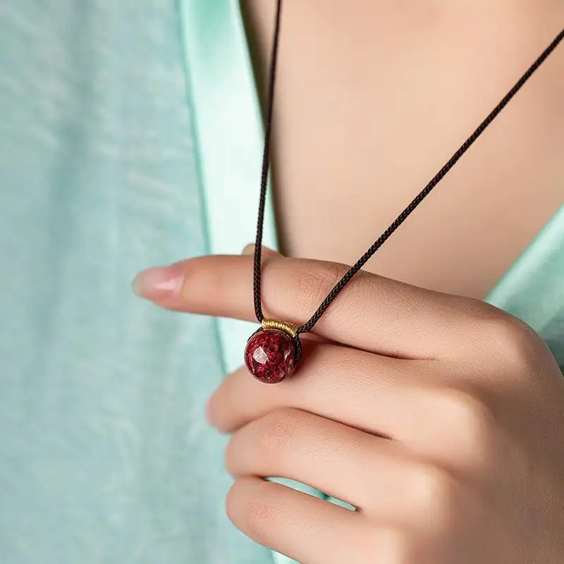 

UMQ Cinnabar Rough Stone Lucky Beads Crystal Pendant Men's and Women's Necklaces Pendants Clavicle Chain