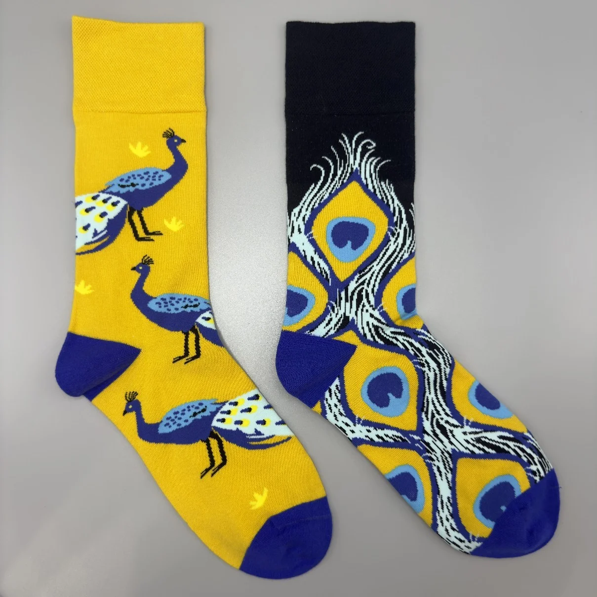New Fashion Socks AB Asymmetric Mandarin Duck Socks for Men and Women Medium High Tube Cotton Socks