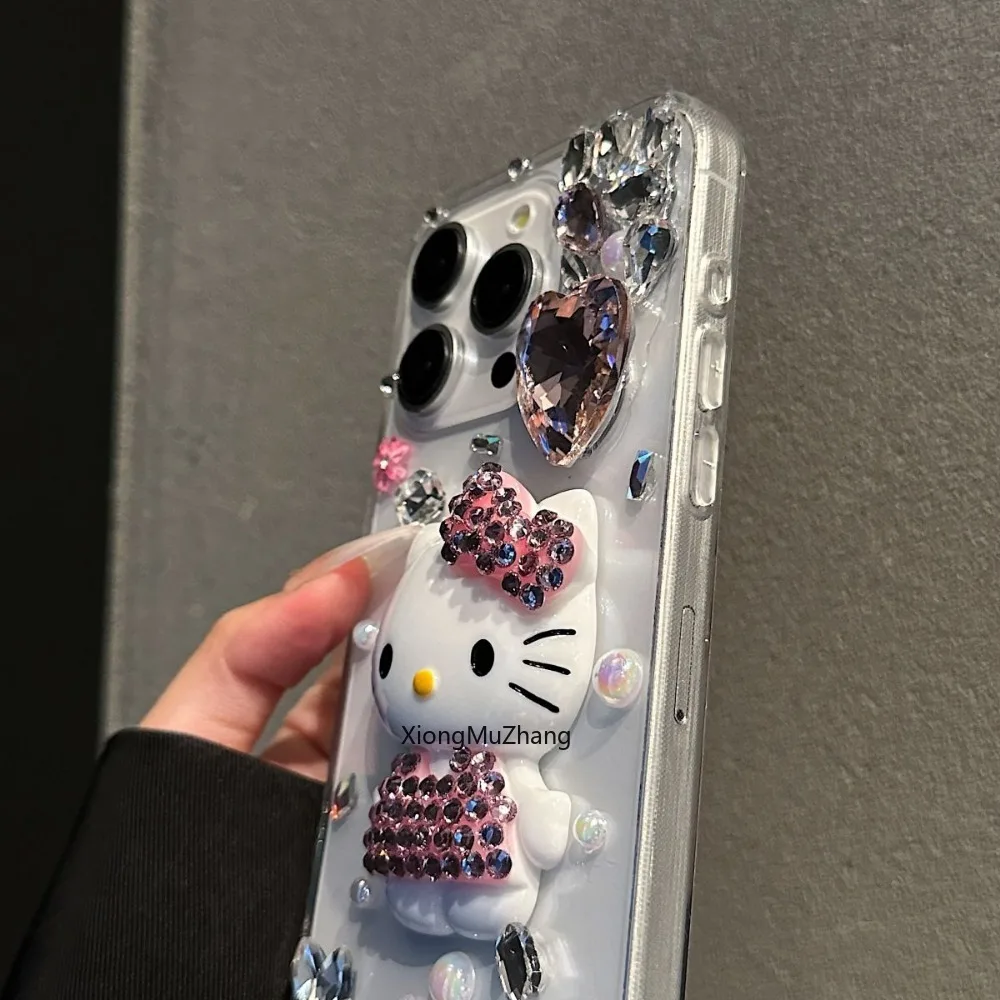 Hello Kitty Herzförmige Strass-Schutzhülle für TCL 60 50 SE 50 LE 50 XL Nxt-Papier für TCL 505 502 501 605 Diamond Cover – Detail 7