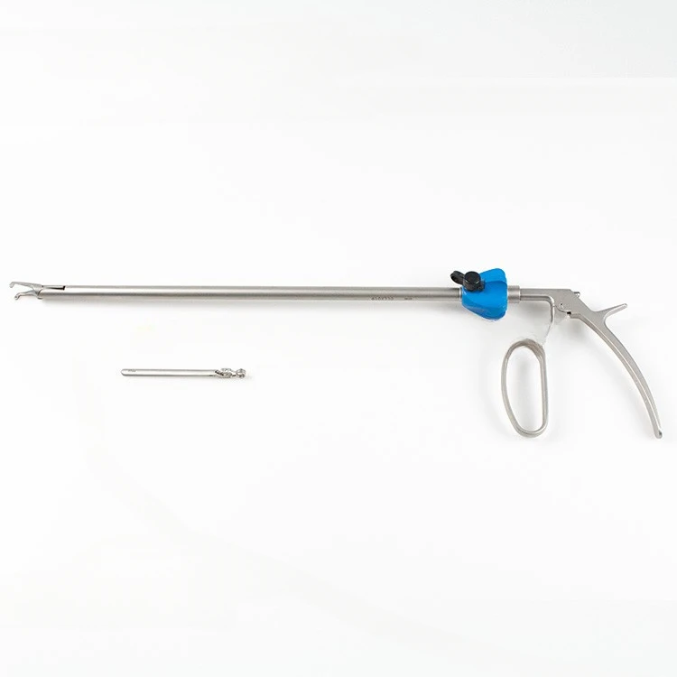 Laparoscopic instrument grabbing renal pedicle blocking clamp