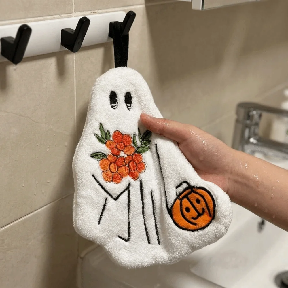 Creative Ultra Absorbent Halloween Hand Towels Quick Drying Coral Fleece Kitchen Towels Soft Hanging Ghost Towel Halloween Gift