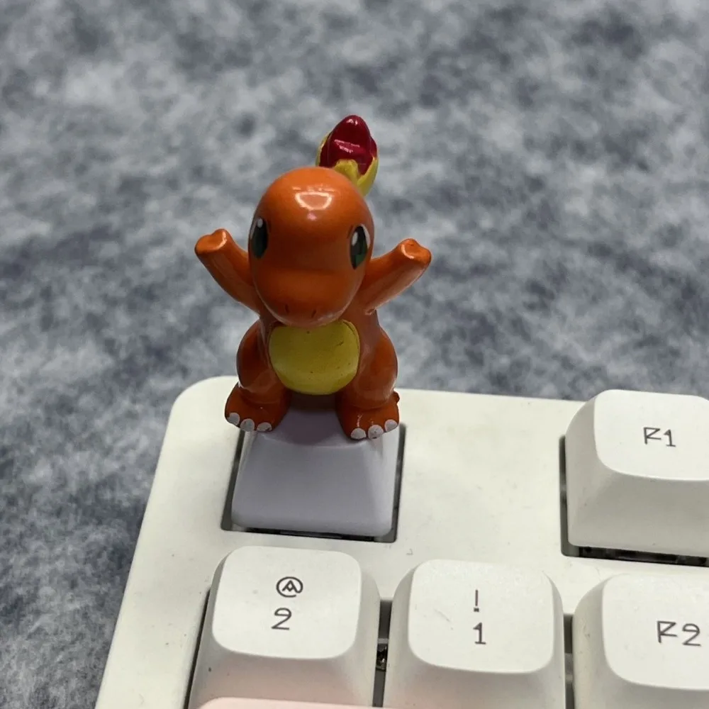 Miniso Stitch Sanrio Kaneel Cartoon Charmander Keycaps Handgemaakte Cross-axis Mechanisch Toetsenbord E S C Doorschijnende Keycap Gift