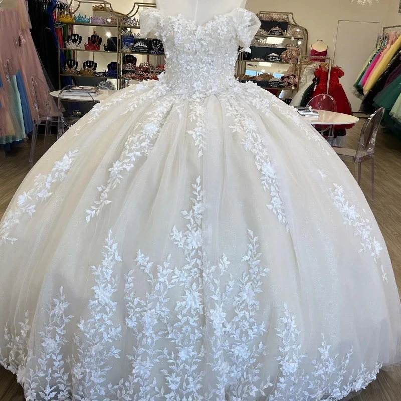 

White Quinceanera Dresses Ball Gown For Sweet Girls Applique Lace Vestidos De XV Años Off the Shoulder Birthday Prom Dress