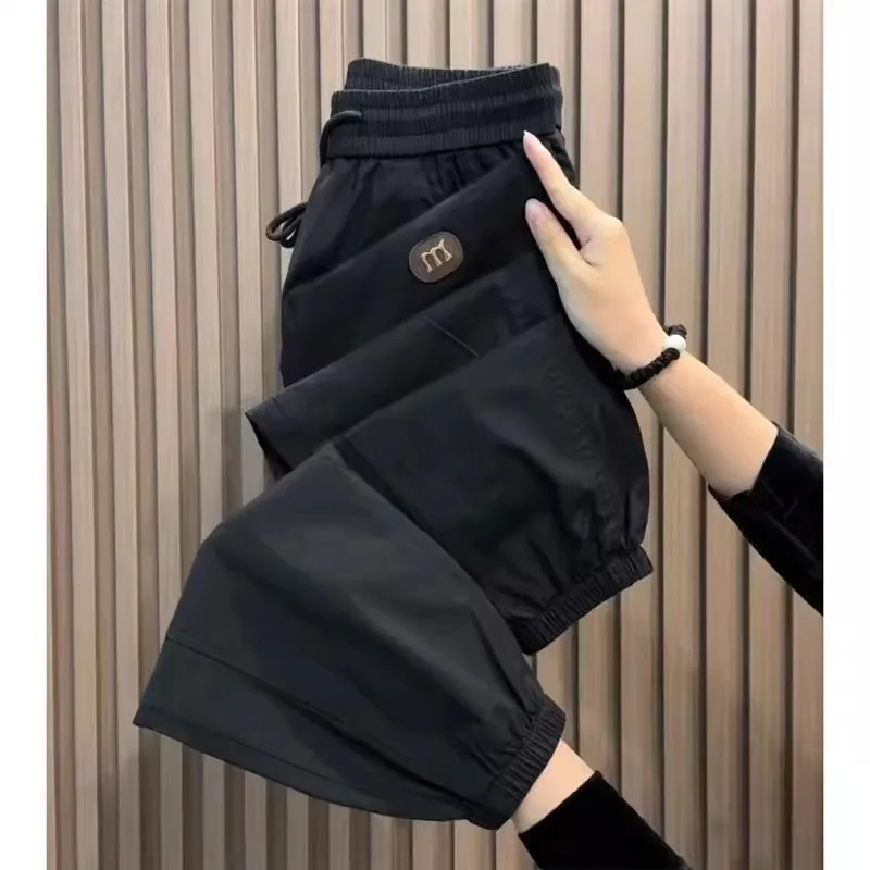 

Summer Thin Ice Silk Harlan Pants Men's Casual Loose Nine Points Cuffed Leisure Trousers Polyester Fiber Youth Daily Wear