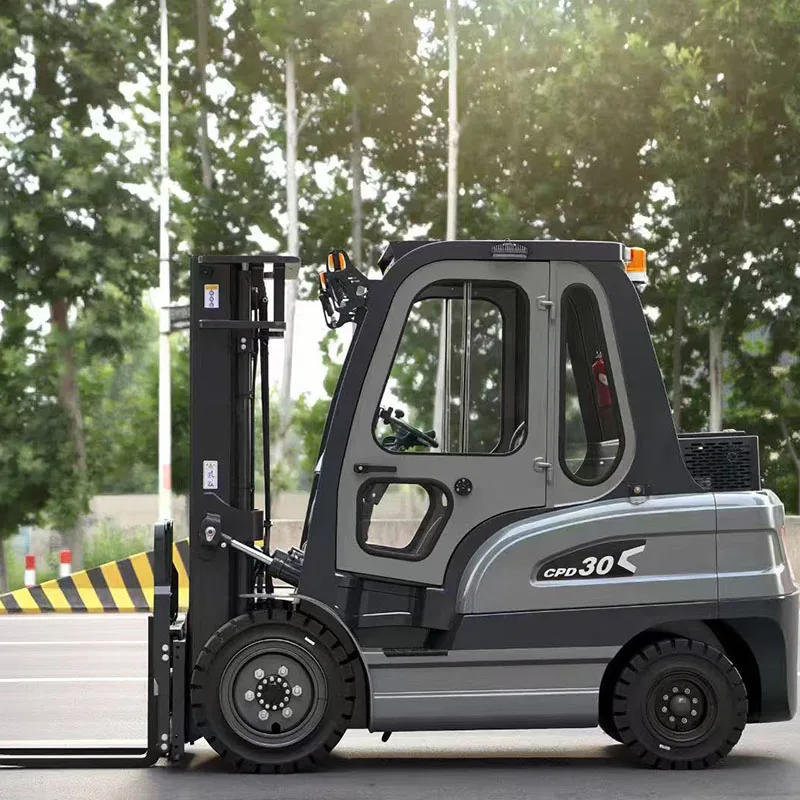 Warehouse 4 Wheel Electric Forklift For Industrial Logistics Center Raw Material Transport Pallet Stacking Customized