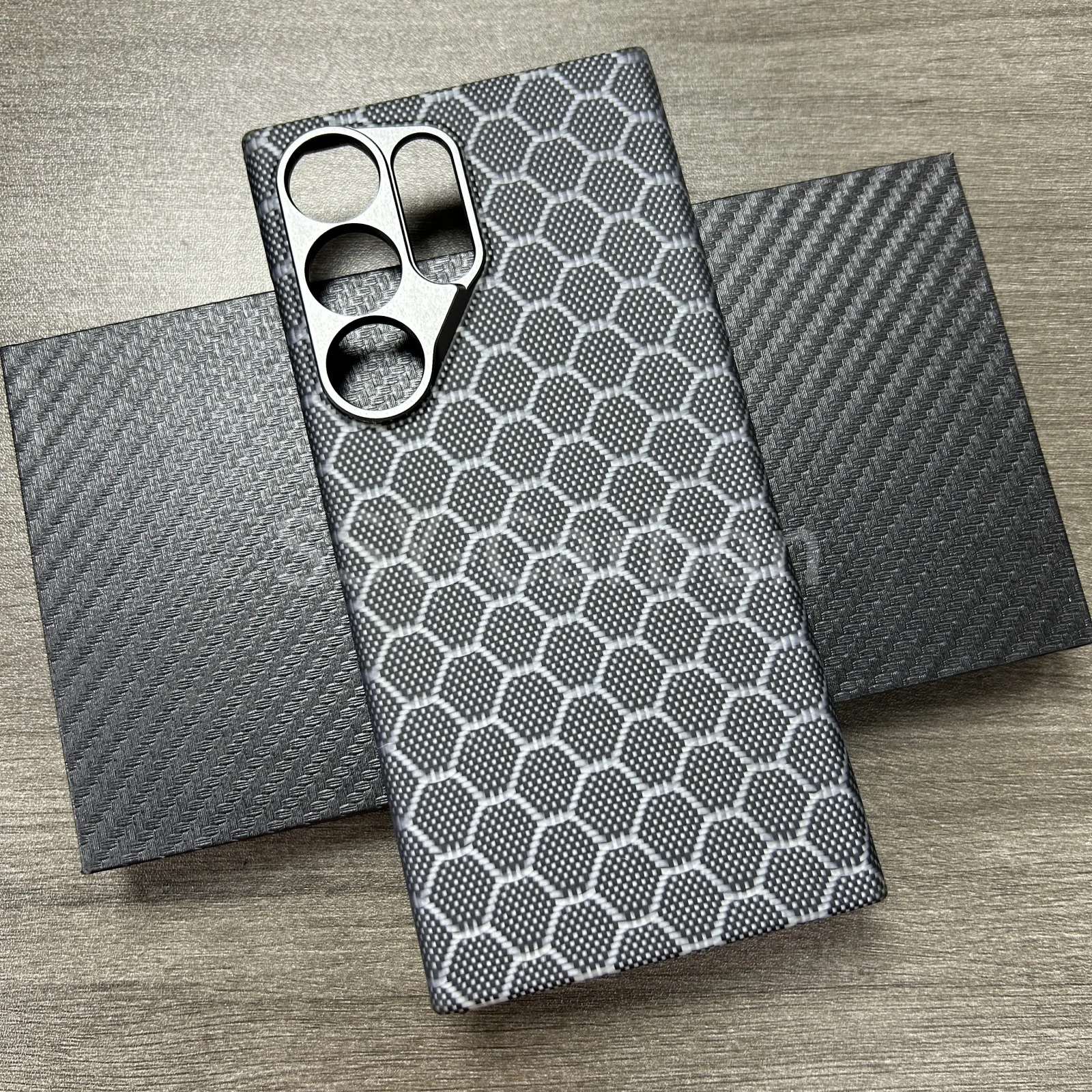

Чехол Real Carbon для Samsung Galaxy S24 S25Ultra Carbon MagSafe, роскошный ультралегкий ультратонкий защитный чехол из углеродного волокна