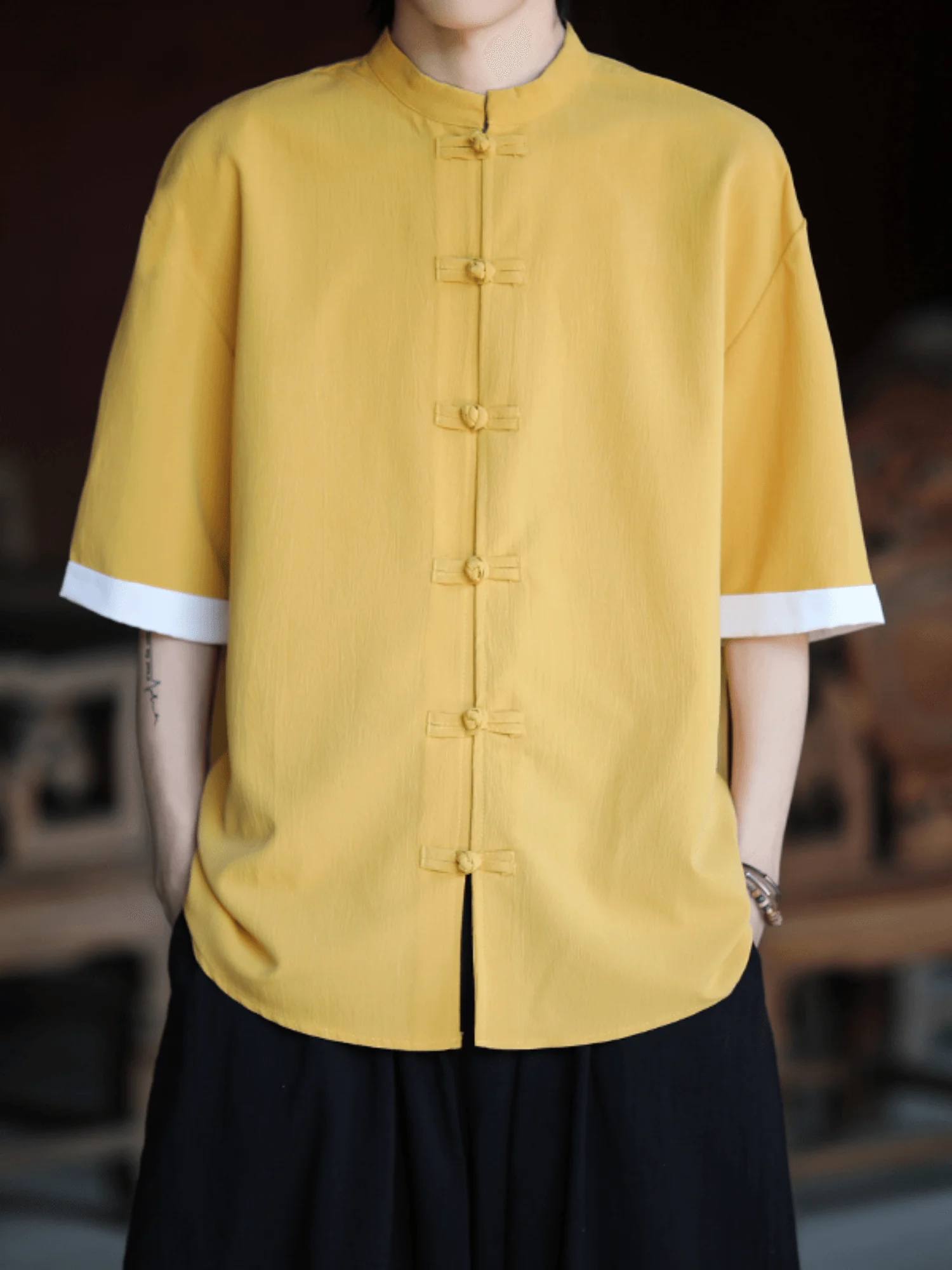 

Antwrinkle Ice Silk f Sve Men's irt Summer New Sle Faion Brand Retro Tang Costume Five Sve Thin Loose Fit Yout...