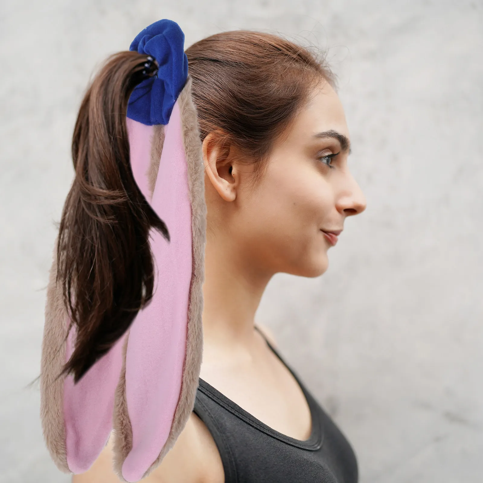

Extended Bunny Ears Headband Women Elastic Hairband Cute Animal Ear Design Pink Accent for Parties Cosplay Everyday Use