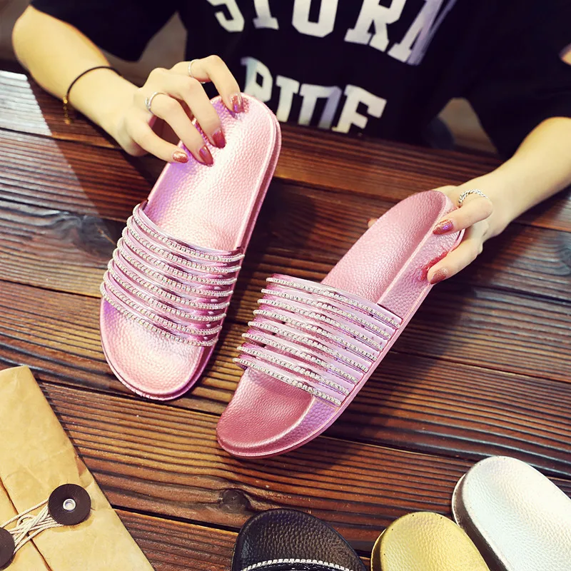 Glitter Slippers Women Summer Sandals 2024 Fashion Bling Female Candy Color Flip Flops Beach Diamond Flat Shoes Outdoor Sandals