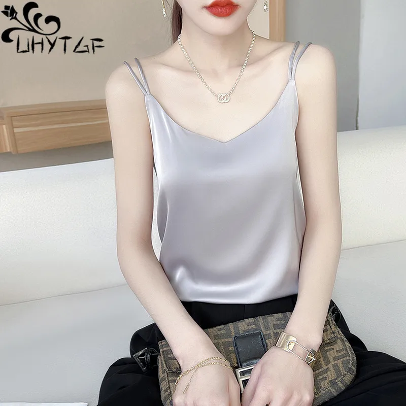 

UHYTGF Sexy Backless Tops Vest Women Quality Satin Halter Streetwear Summer T-Shirts Female V-Neck Sleeveless Thin Top Lady 2515