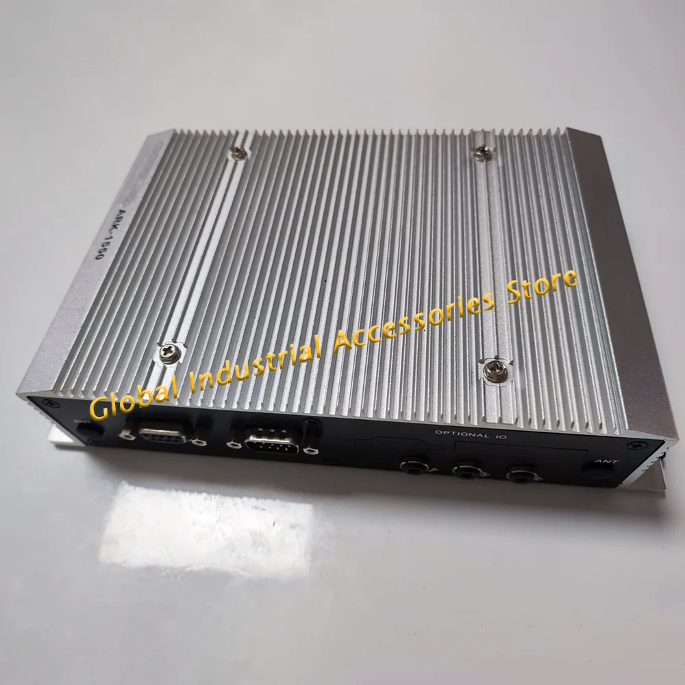 Industrial Computer ARK-1550-S9A1E, Equipped With I5-4300u Processor And 4GB RAM.