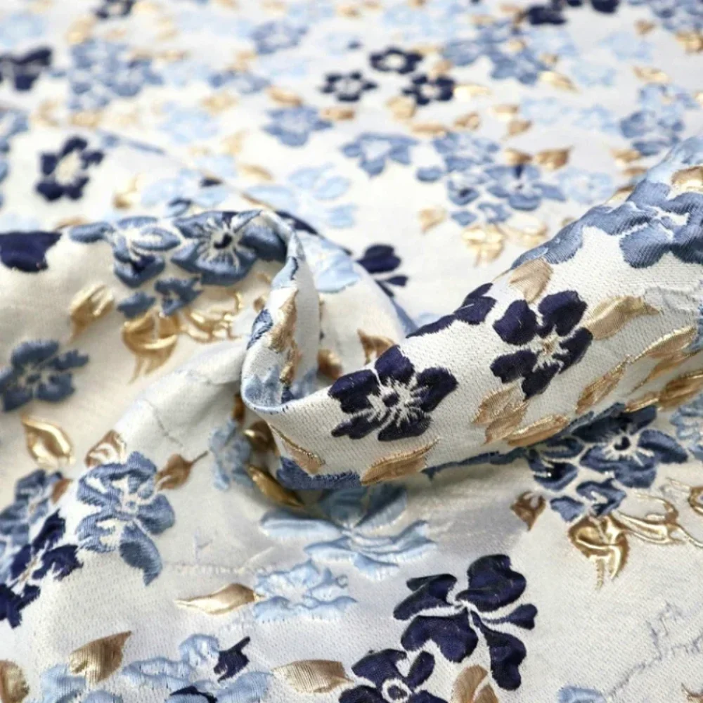 

Золотая проволока, парча, жаккардовая ткань, окрашенная в пряже платье, плащ, модный европейский брендовый дизайн, шитье, оптовая продажа, ткань на метр