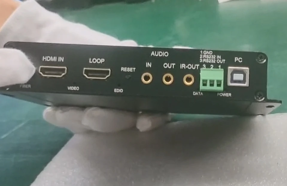 

USB HD-MI 2.0 Video to Fiber Converter 1 Channel 4K60Hz HD-MI Video, KVM, 3.5MM Audio, RS485 Data