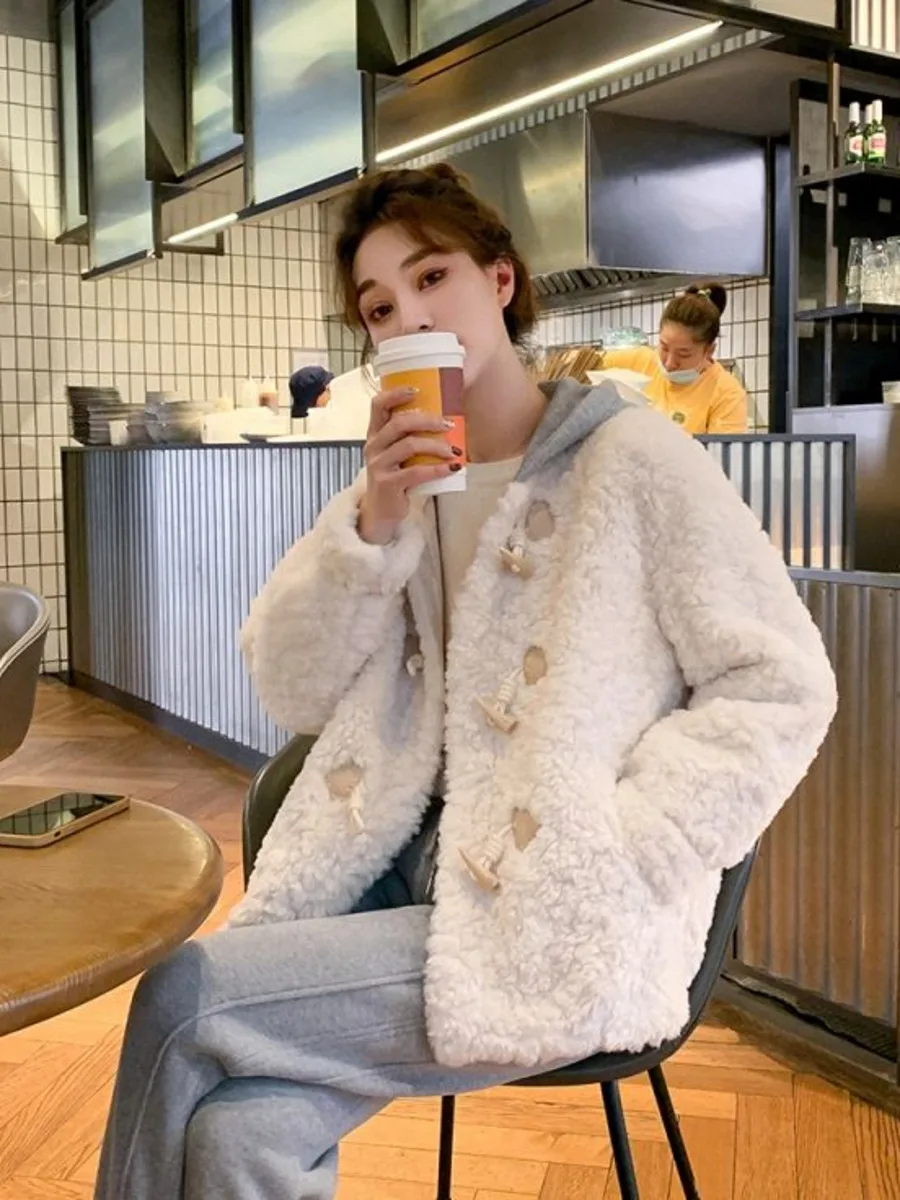 Lamb Fur Hooded Coat Women Autumn Winter Thickened Warm All-match Fashion Leisure Sweet Ulzzang Horn Buckles Outerwear Top