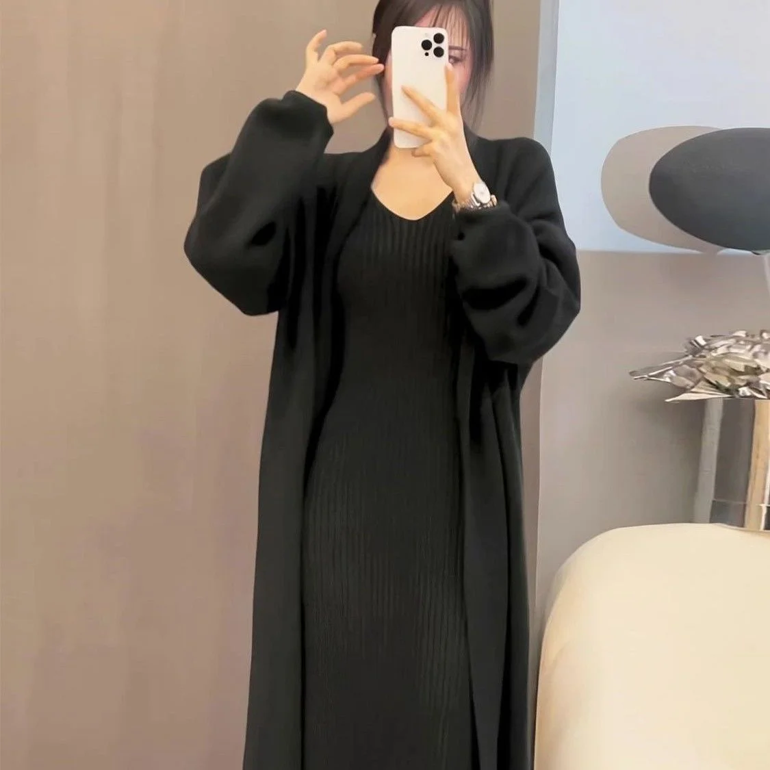 

Длинный кардиган темно-синий женский зимний с отворотами, свободного кроя, с необработанными стразами, с воротником-стойкой, удлиненный, солнцезащитный, вязаный