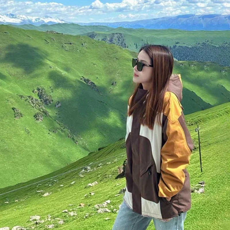 Cappotti da sci unisex impermeabili antivento Giacca da trekking con giunture alla moda per le donne Capispalla con cappuccio con cerniera allentata primavera autunno