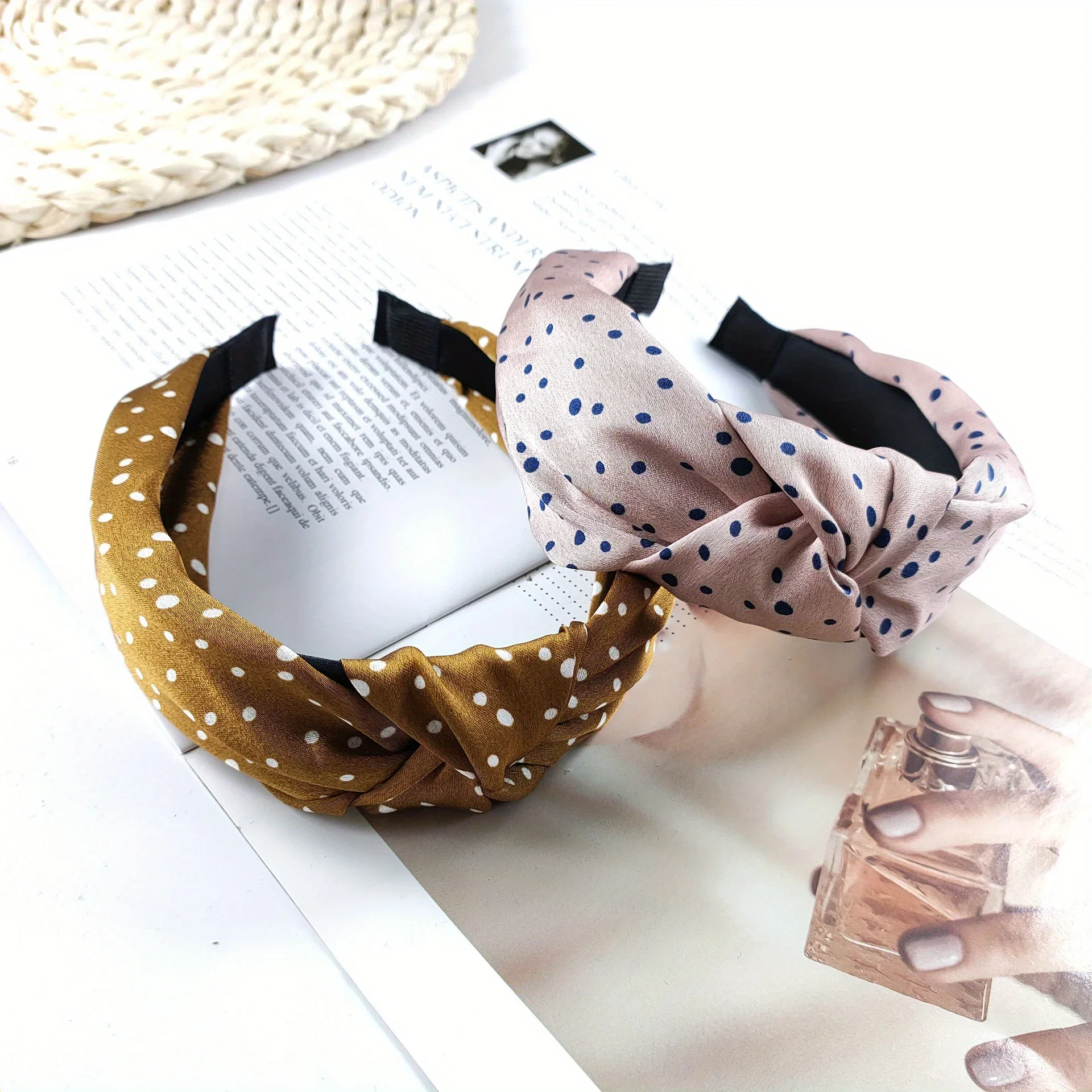 

Атласная повязка на голову в горошек с завязками в стиле ретро, нескользящая для женщин и девочек, повседневные аксессуары для волос для поездок на работу