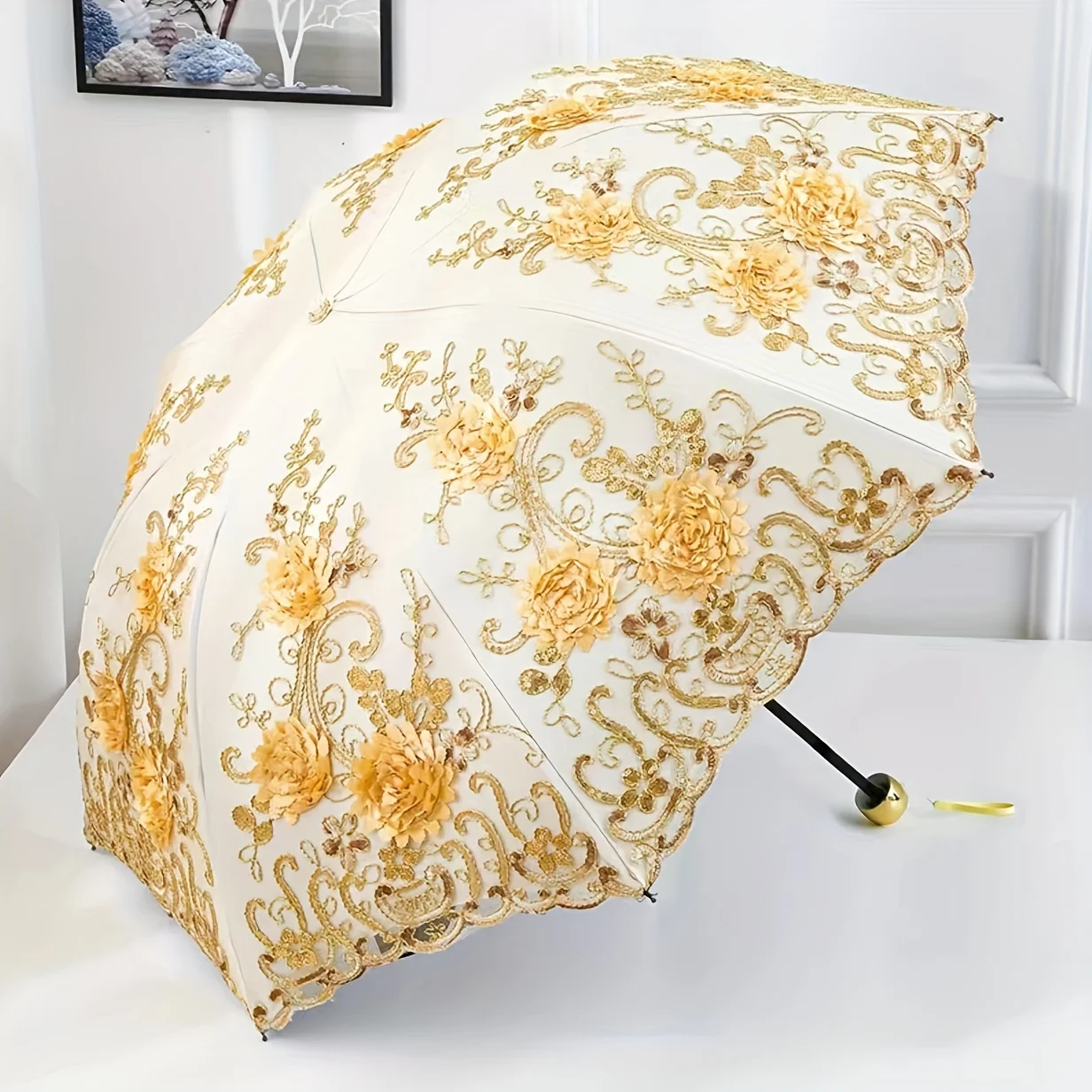 

1pcs Lace Parasol Anti-UV Folding UPF50+ Vintage Flower Embroidery Princess Umbrella Gift Umbrella Suitable fo