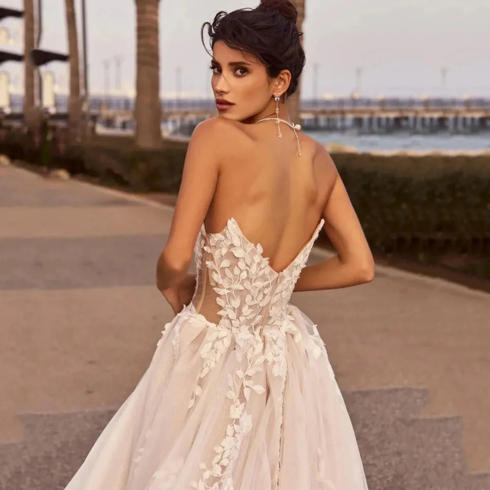 فساتين زفاف بوهو بفتحة عالية فستان عروس مخصص على شكل حرف A فاخر مزين بفساتين زفاف بدون ظهر فيستدوس دي نوفيا