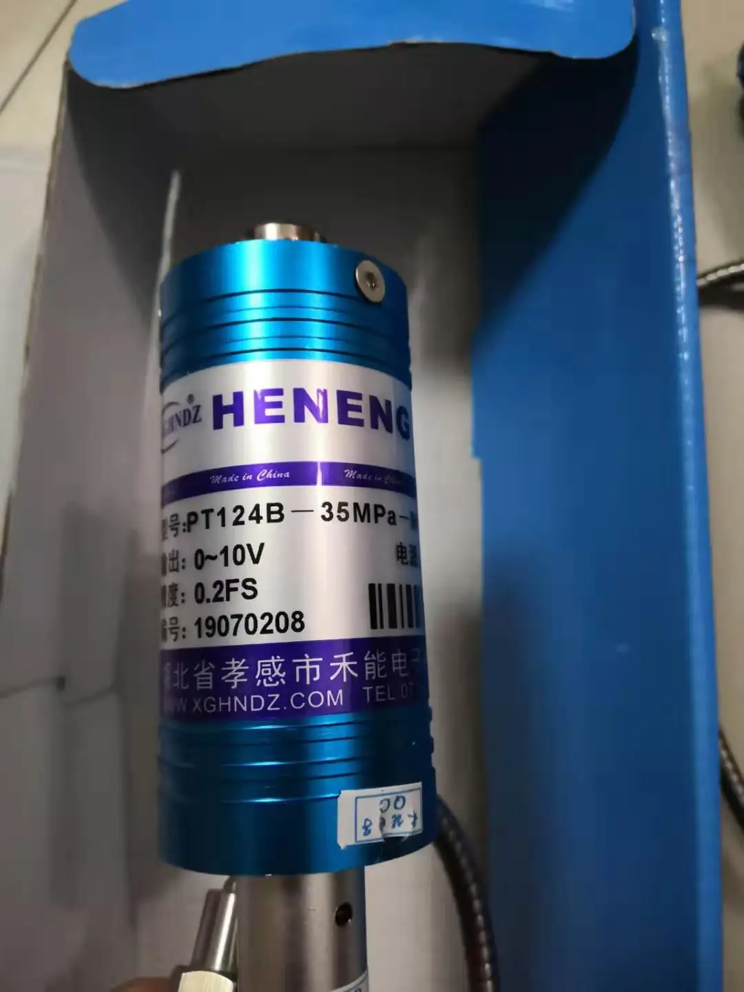 PT124B-35MPA-M14 0-10V 출력 HENENG 고온 용융 압력 트랜스미터