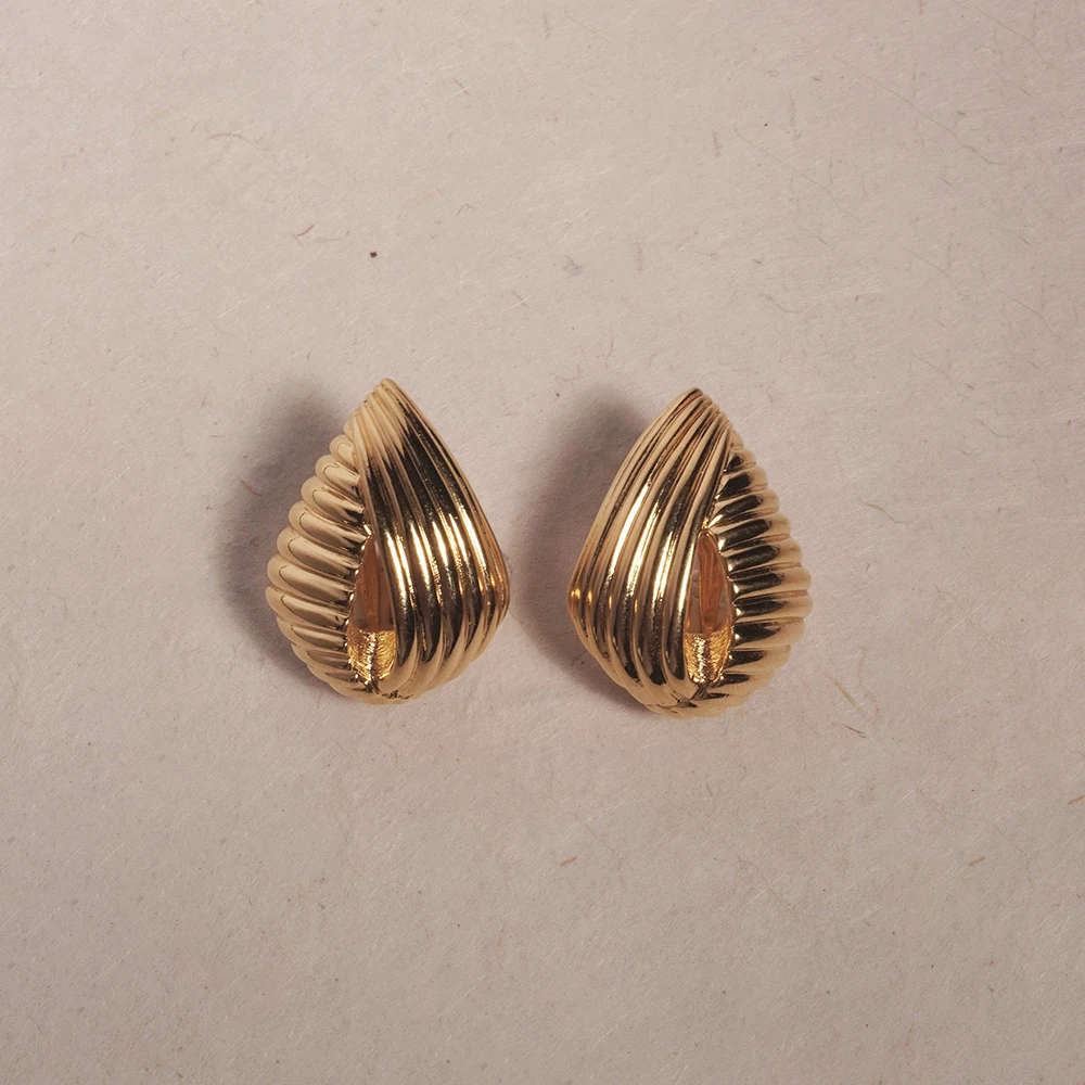 Vintage Stainless Steel Striped Hollow Waterdrop Stud Earrings Chunky Teardrop Texture Earring Versatile Personality Jewelry New