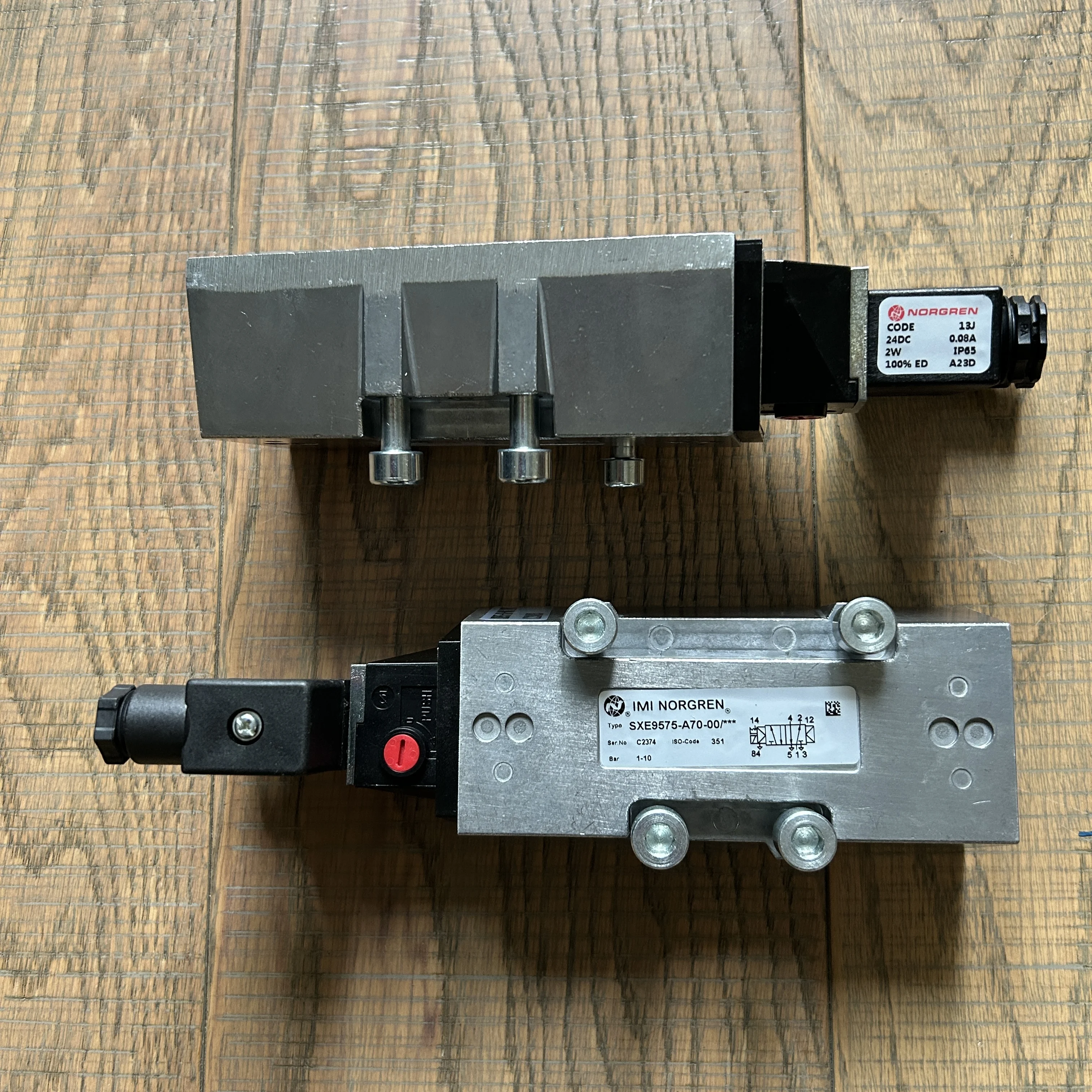 

SXE9575-A75-00 24V Proportional Valve
