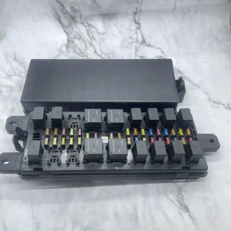 

Excavator accessories, Kobelco SK210 260 350-10 new fuse box assembly YN24E00036F2