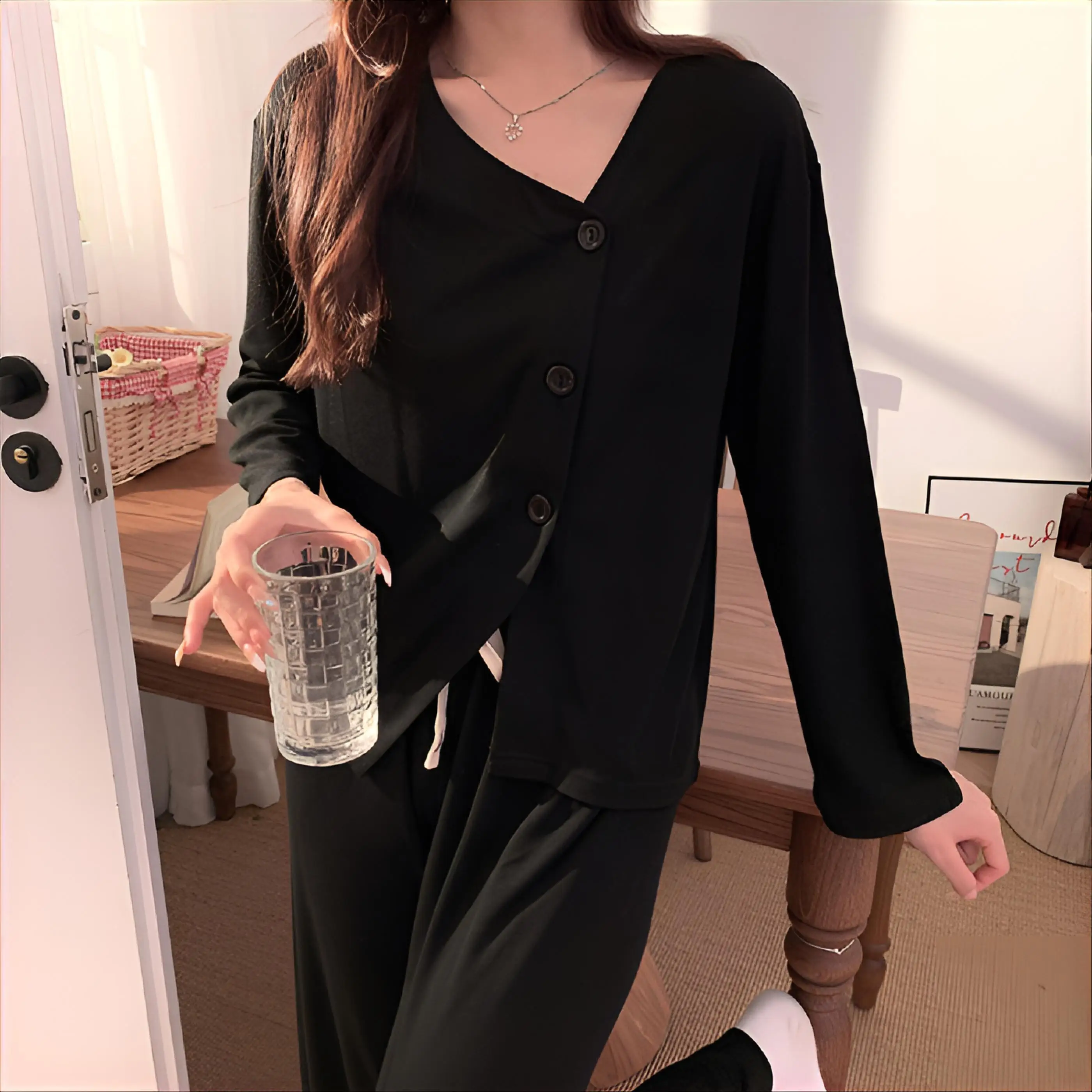 

Женские пижамные комплекты для зимы: уютные, повседневные, современные, из полиэстера, с длинными рукавами, для сна и дома, комфортные.