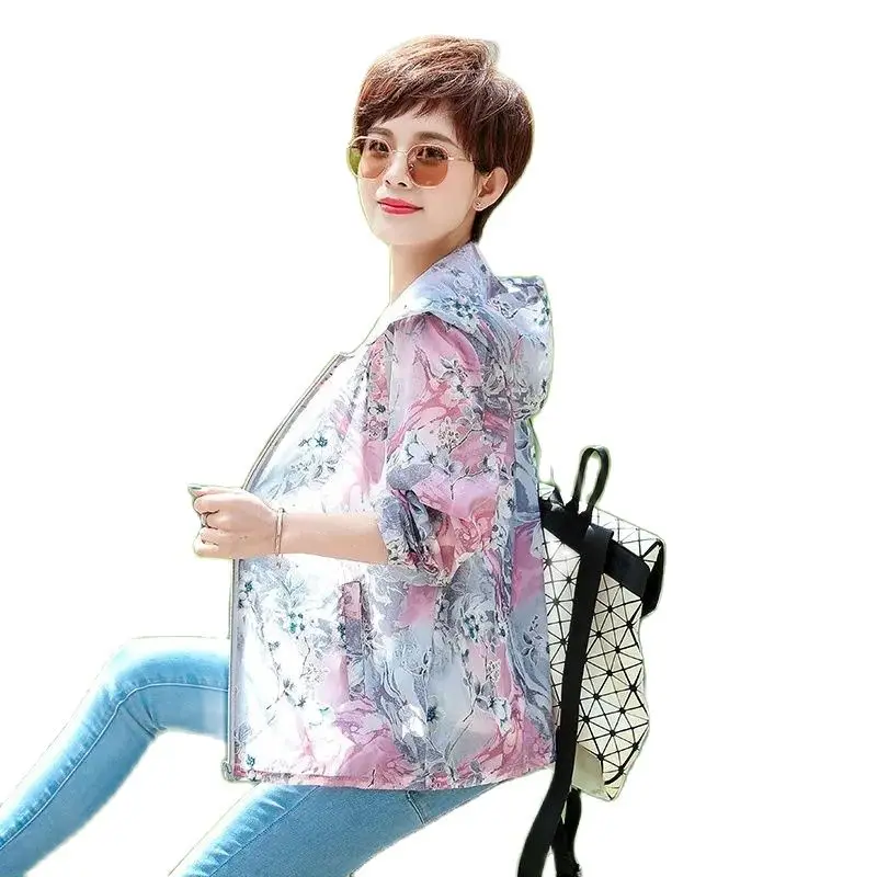 New 2022 Summer Women's Sun Protection Clothing Middle-Aged Mother Light Thin Anti-UV Ladies jacket Female Hooded Coat