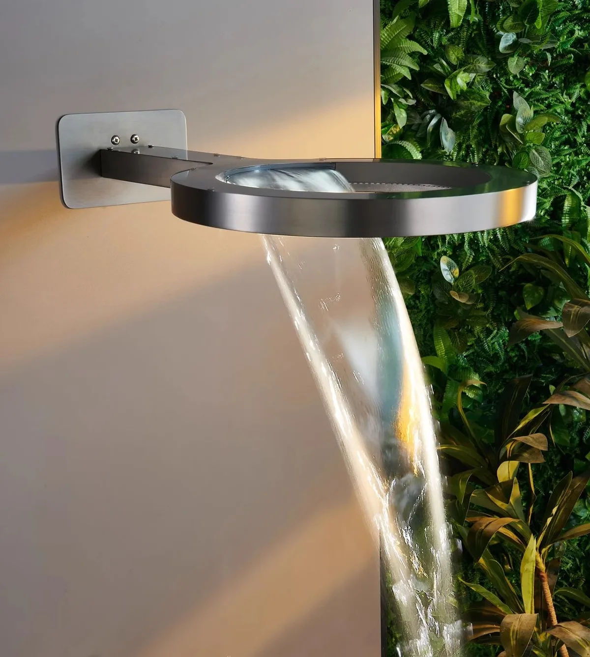 モダンな丸型シングルハンドルシャワー水栓 壁掛け真鍮製シャワーフィルターヘッド スプレーマッサージ サスペンションソフトスプレーシャワーセット