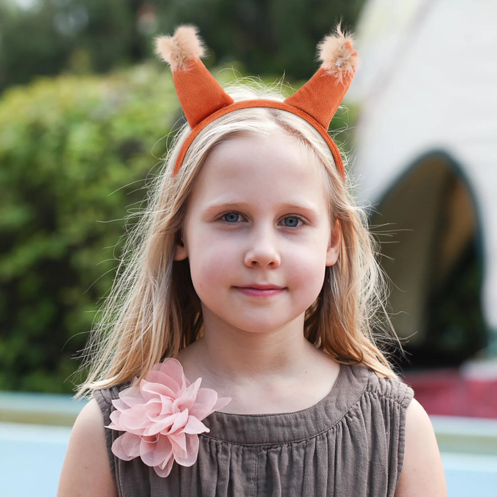 ชุดคอสเพลย์หูกระรอกพร้อมหาง 1 ชุด อุปกรณ์เสริมคอสเพลย์สัตว์ นุ่ม สบาย เหมาะสำหรับงานปาร์ตี้ การแสดง และถ่ายภาพ