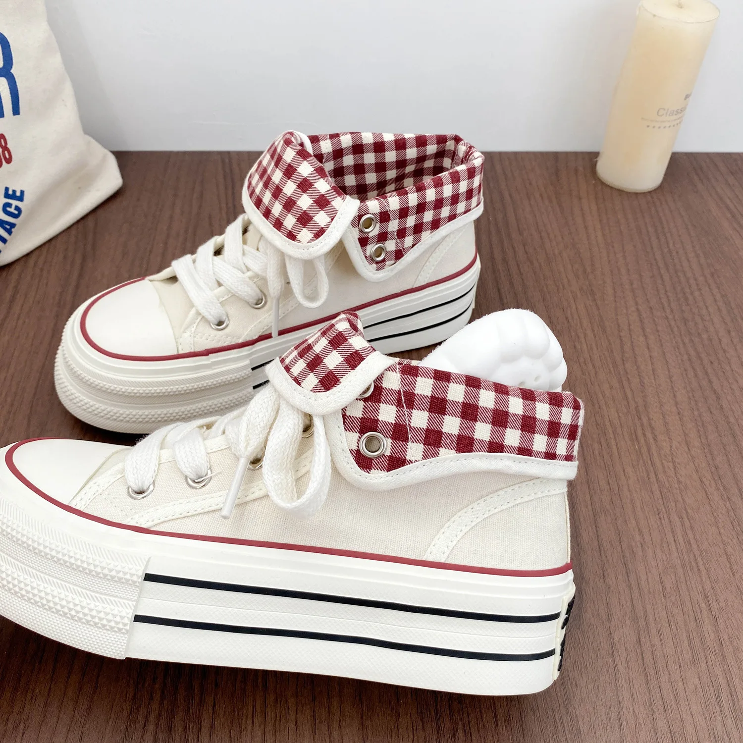 Women's High Top Canvas Shoes with Dual Wear Latex Insoles BE6916 Spring Season Classic Series Non Slip Rubber Sole